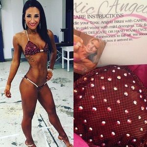 Bikini competition suit