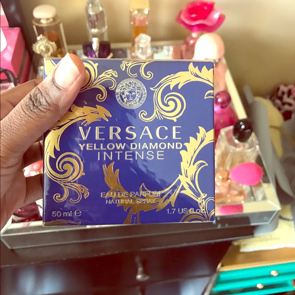 Versace yellow diamond 1.7oz