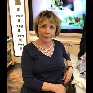 Meet your Posher, Lynda