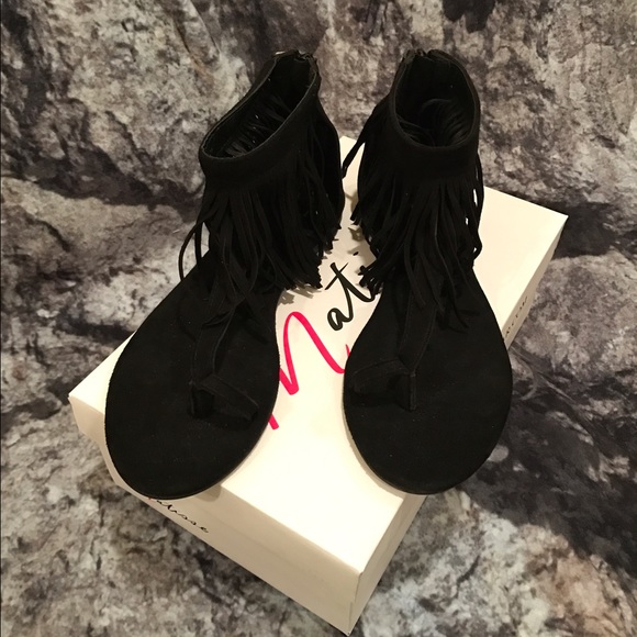 NWT NIB Flat Fringe Suede Sandals - Picture 2 of 6