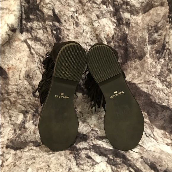 NWT NIB Flat Fringe Suede Sandals - Picture 5 of 6