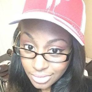 Meet your Posher, Whitney