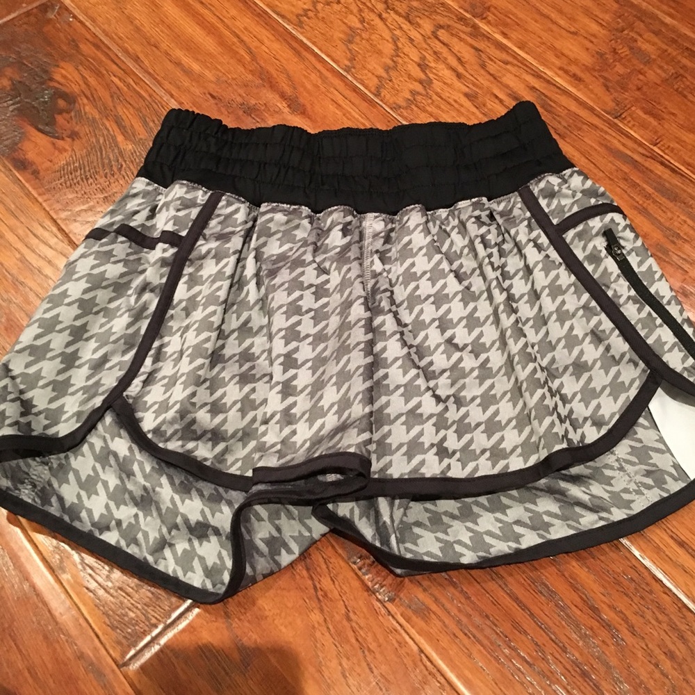Lululemon Tracker Shorts