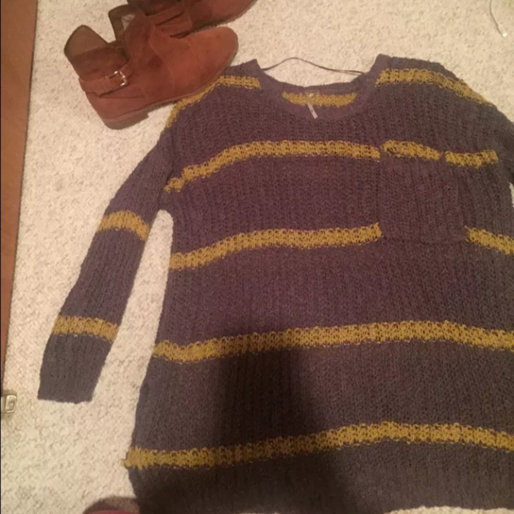 Free people sweater! Size xs!