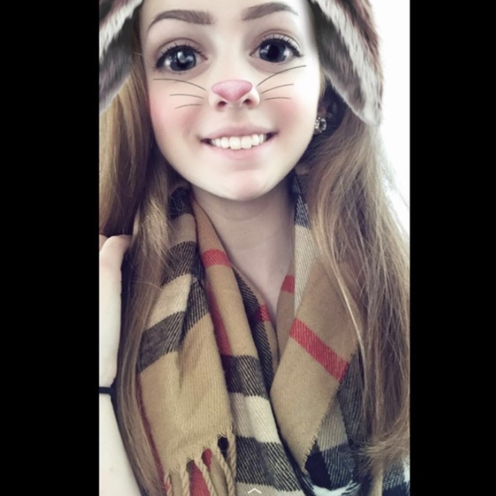Meet your Posher, Libby