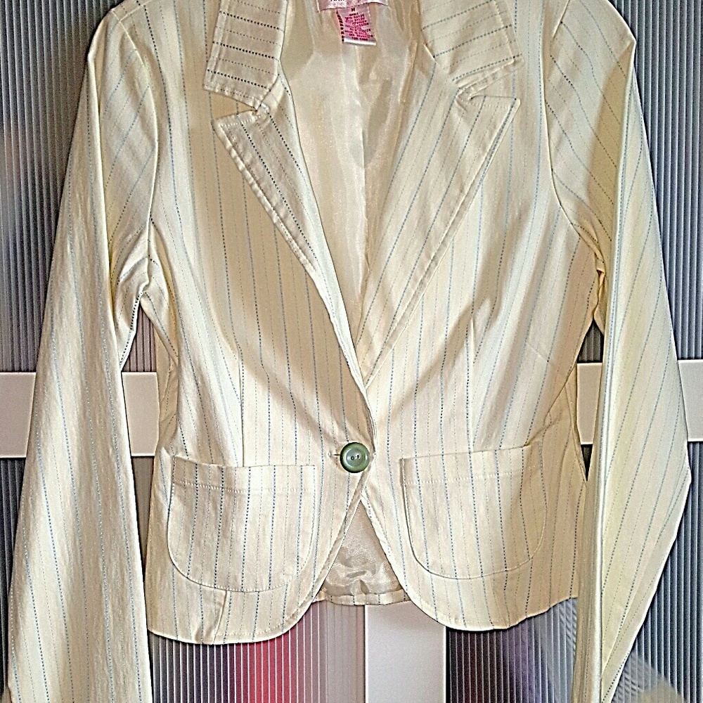 Xhilaration White Blazer