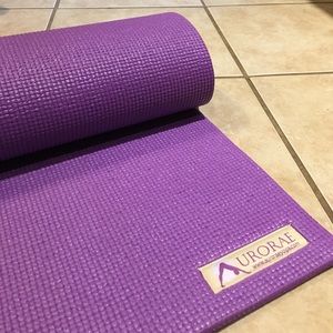 Aurorae Yoga Mat