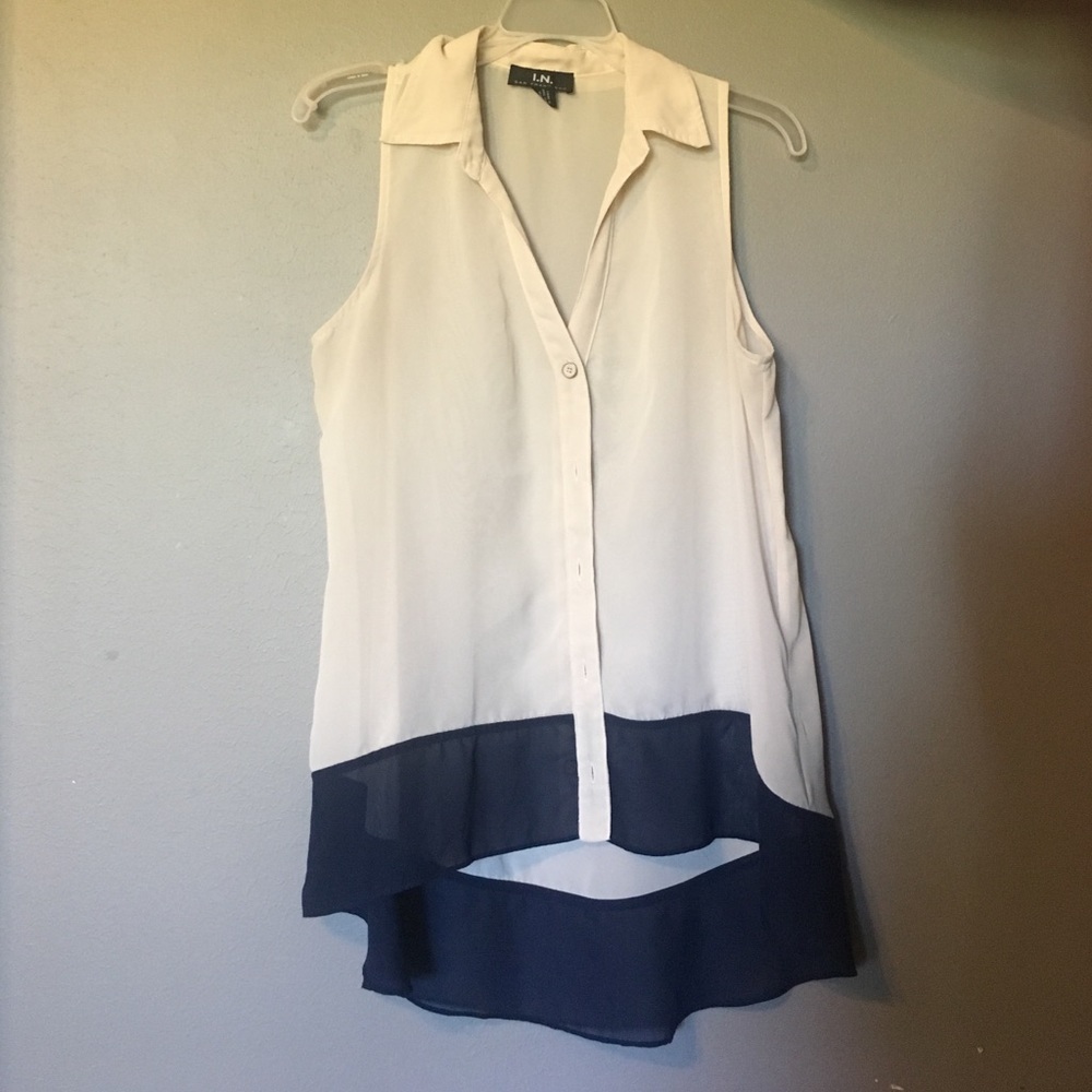 Women's hi-low sleeveless top size L