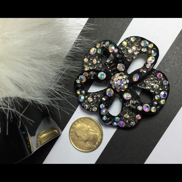 Item#R40 - Picture 2 of 3