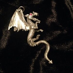 Dragon pendent