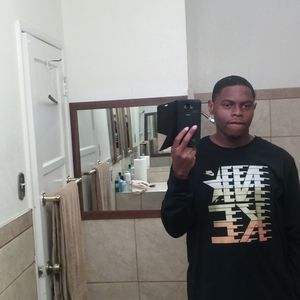 Meet your Posher, Eric