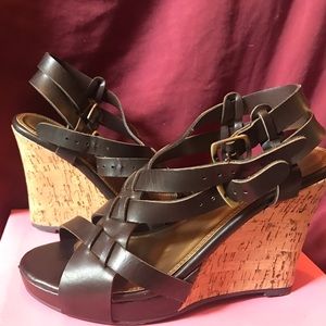 Wedges brown