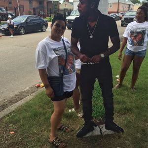 Meet your Posher, Hidi