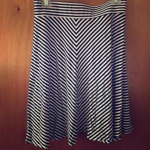 Ann Taylor black and white skirt