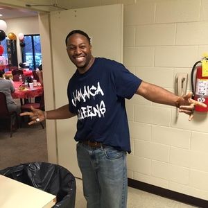 Meet your Posher, Khary