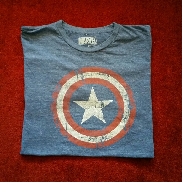 Marvel Captain America T-shirt men/women size L - Picture 3 of 3