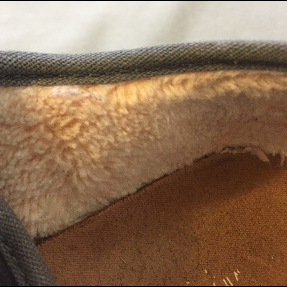 TOMS Shoes - Picture 3 of 3