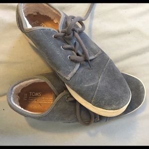 TOMS Shoes