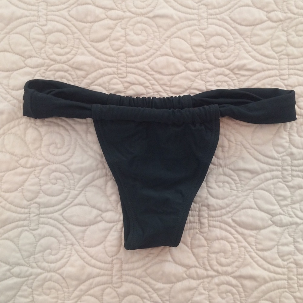 Bikini bottoms - Picture 3 of 7