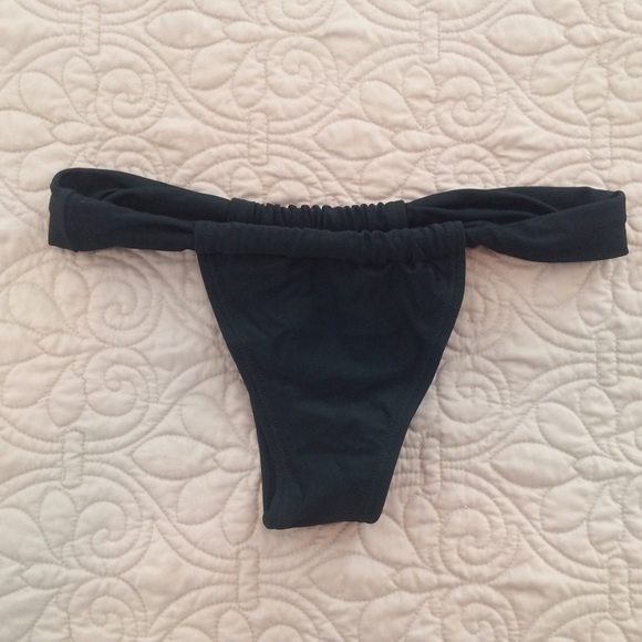 Bikini bottoms - Picture 3 of 7