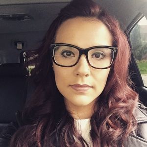 Meet your Posher, Mariko