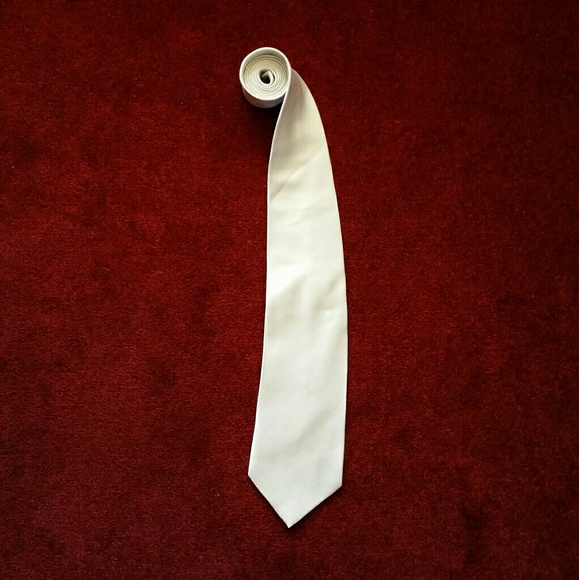 Pierre Cardin Tie - Picture 3 of 4
