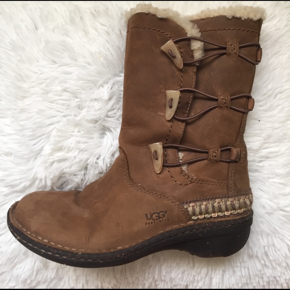 Brown Oiled Leathe Ugg boots