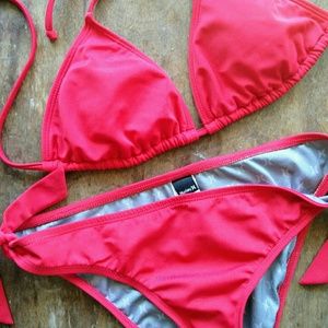 [Hurley] Tie Bikini Swimsuit