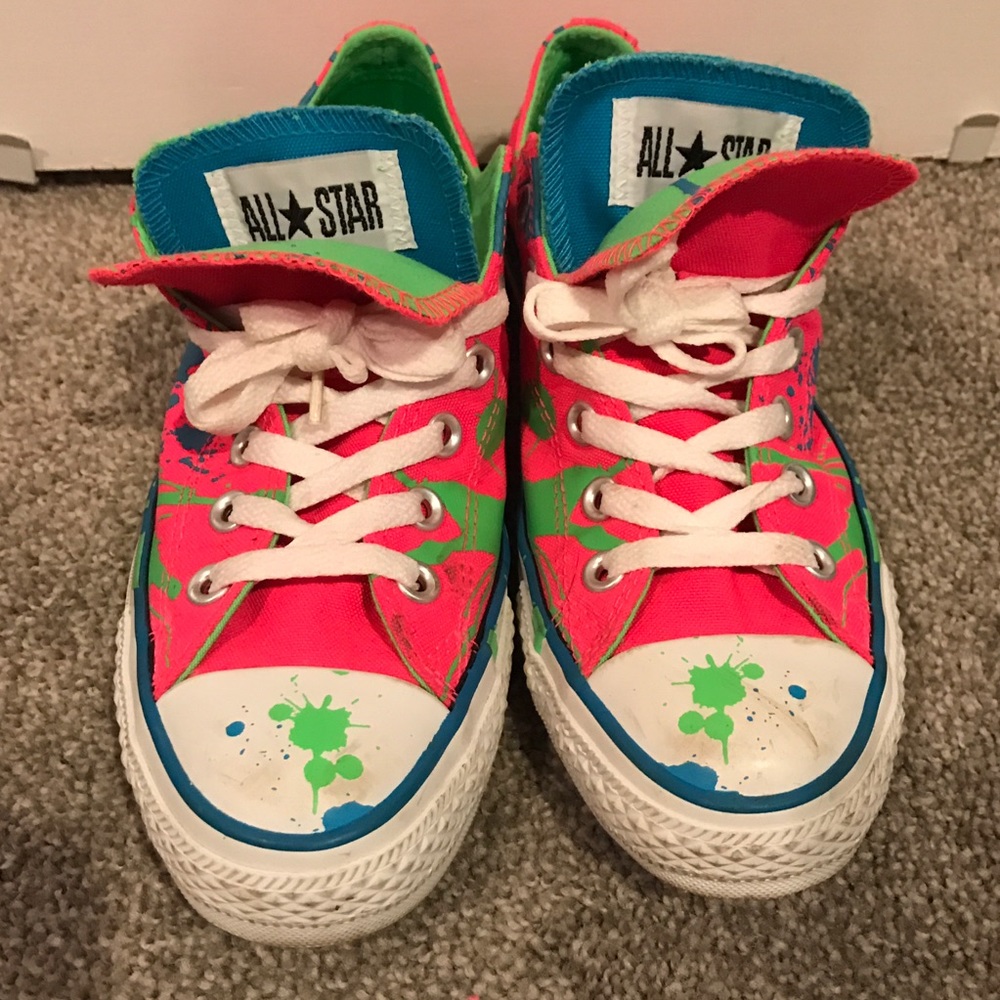 Double tongue neon Converse, size 7