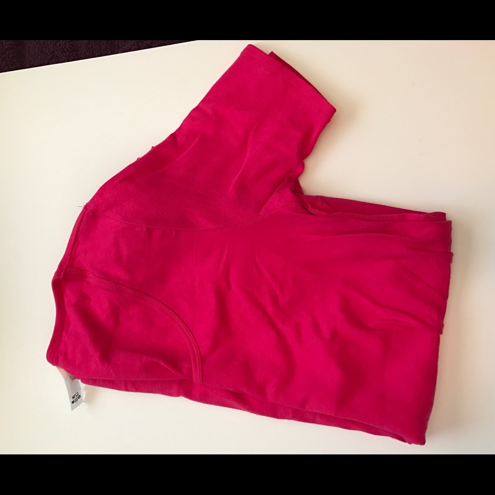 Size XS Lularoe Perfect T hot pink
