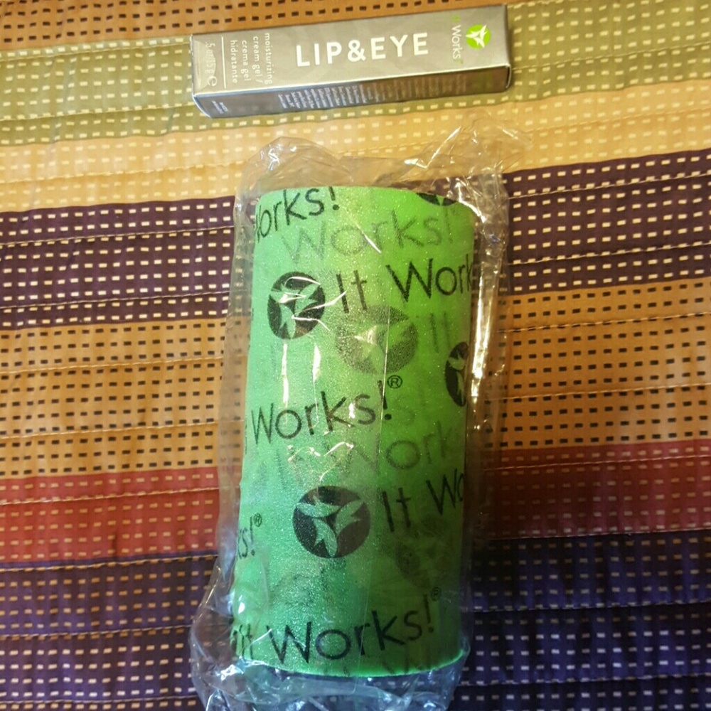 It works! Lip & Eye cream & body cling
