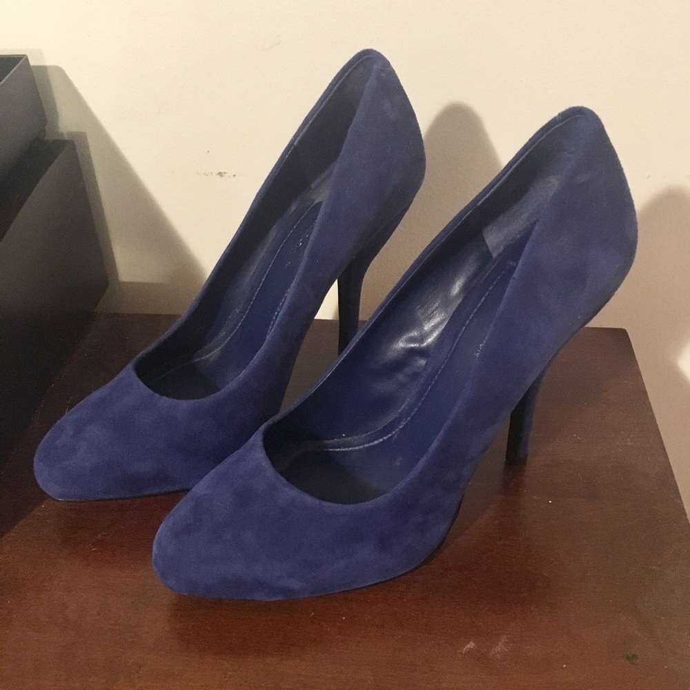 BCBGeneration Blue Heels - Size 7.5