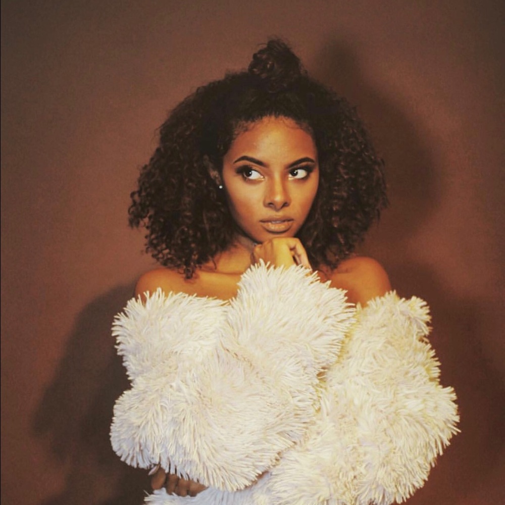 Meet your Posher, Aliyah