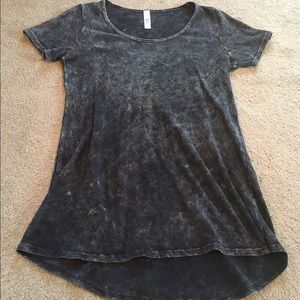 Lularoe tee