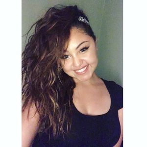 Meet your Posher, Sarahy