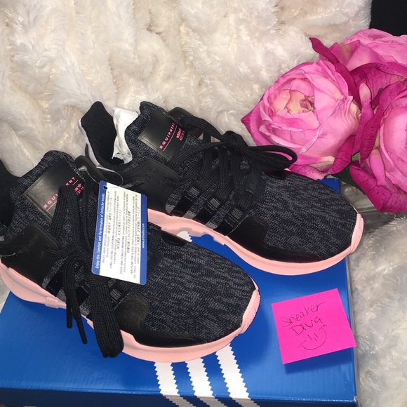 Women's adidas EQT pink and black size 5 - Picture 2 of 4
