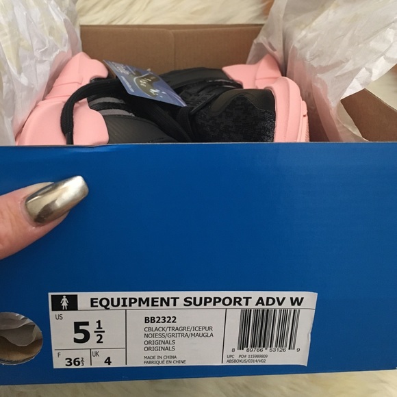 Women's adidas EQT pink and black size 5 - Picture 3 of 4