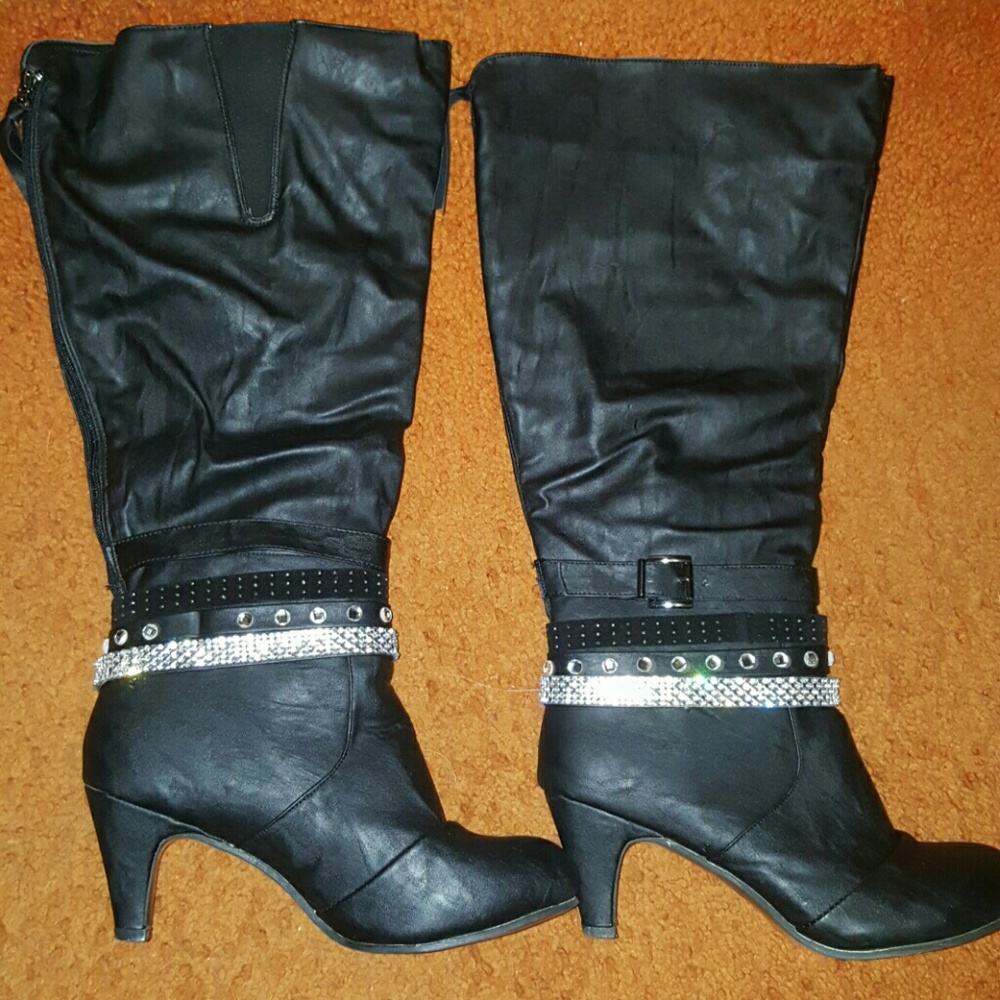 Twisted + wide width extended calf heeled boots