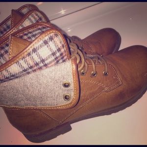 Cute plaid detail moto booties