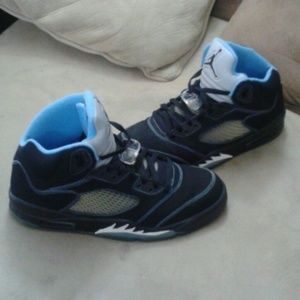 Jordan 5 "Carolina Blue/UNC"
