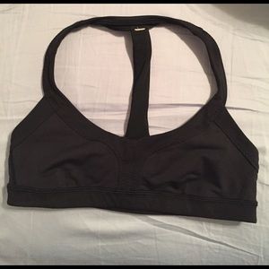 Lululemon T back black bra size 6