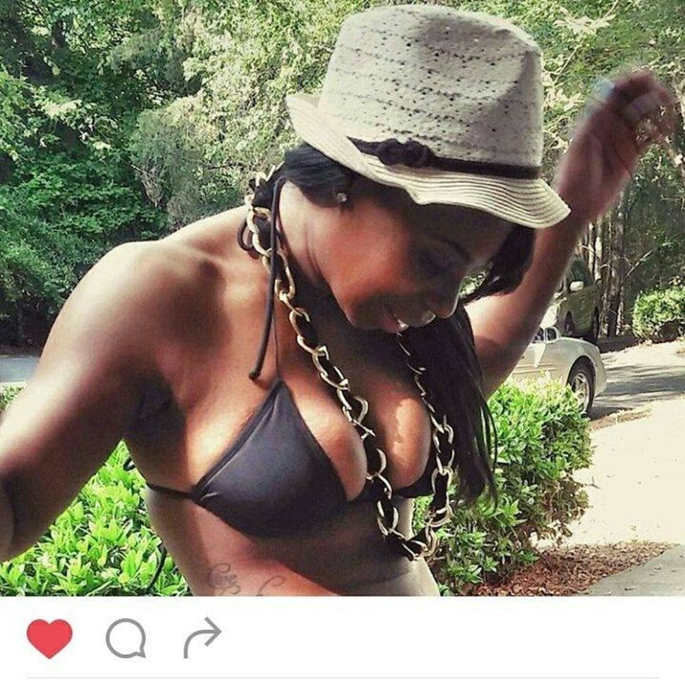 Meet your Posher, Eve