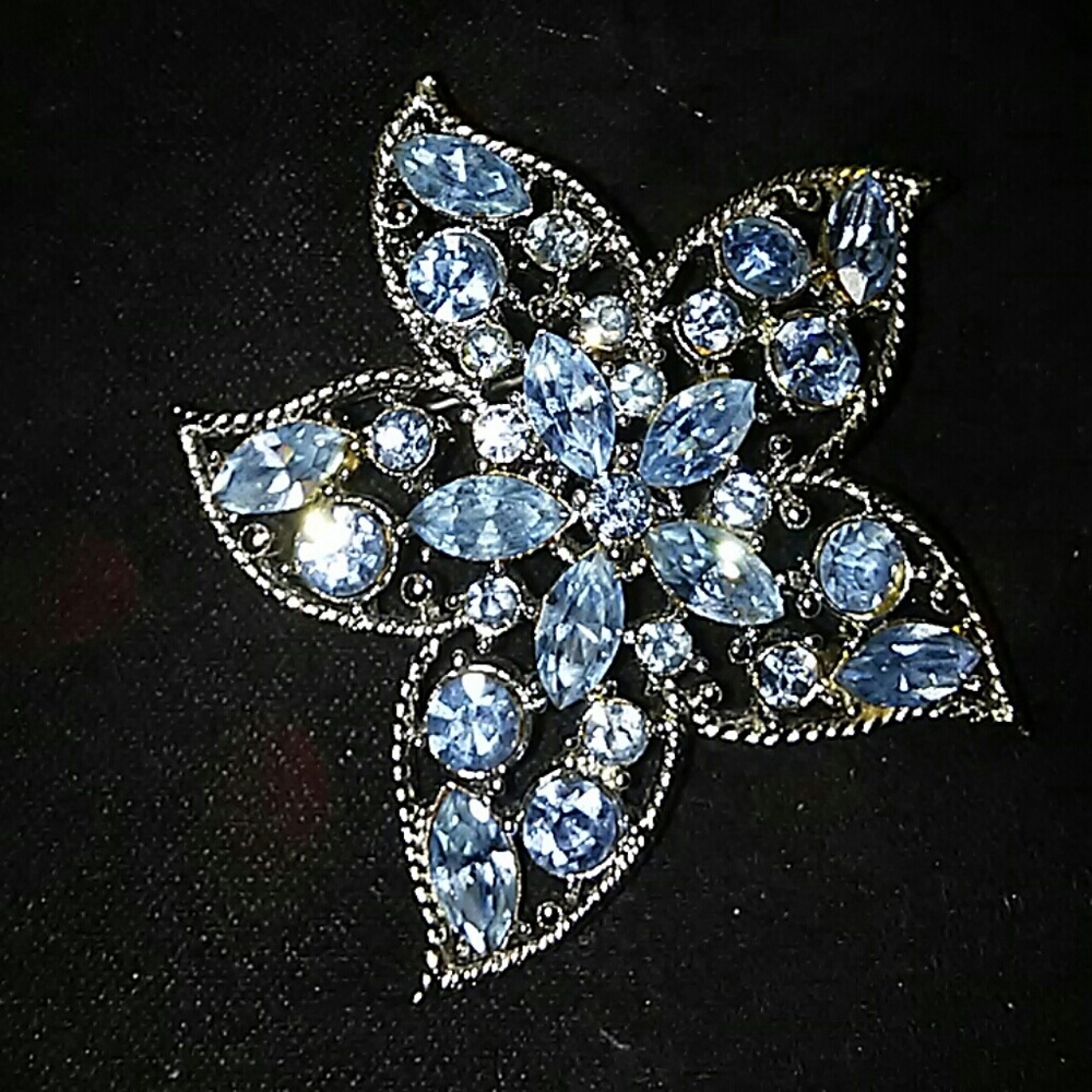 Costume Brooch Crystal