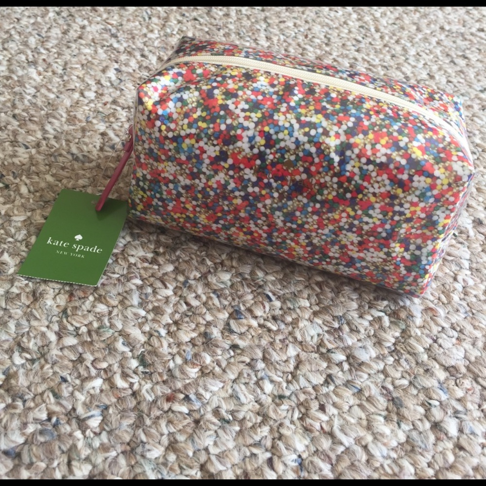 Kate Spade Cosmetic Case!!