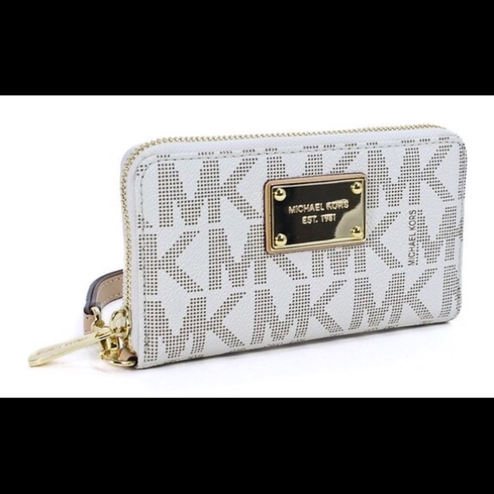 Michael Kors White Wristlet Wallet