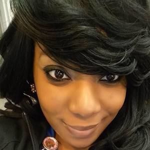 Meet your Posher, Iola