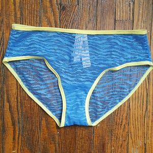 VS low rise hip huggers