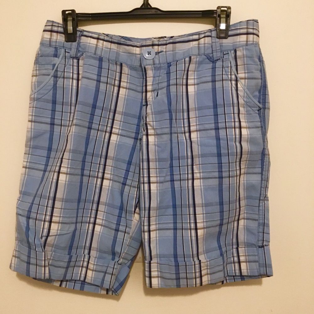 Plaid knee length shorts - Size 5