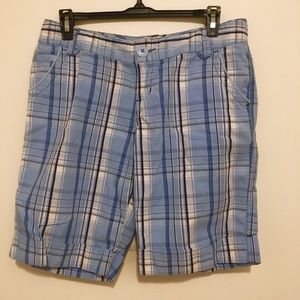 Plaid knee length shorts - Size 5