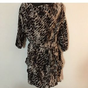 Super chic- tie die like dress- super cozy-